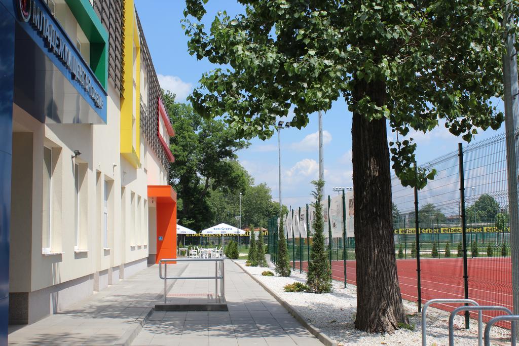 Youth Centre Plovdiv Luaran gambar